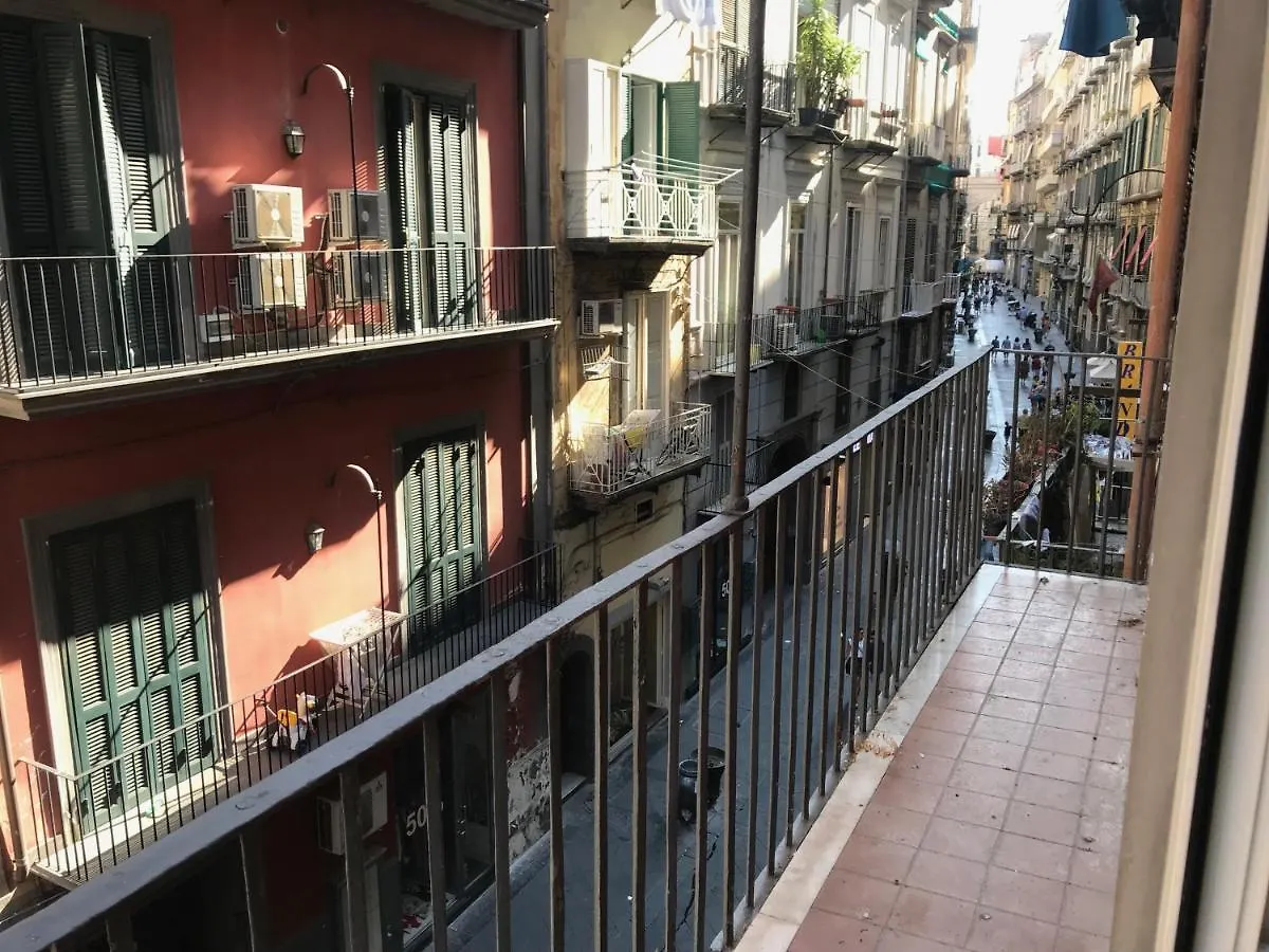 Base Napoli Plebiscito Bed & Breakfast Italy