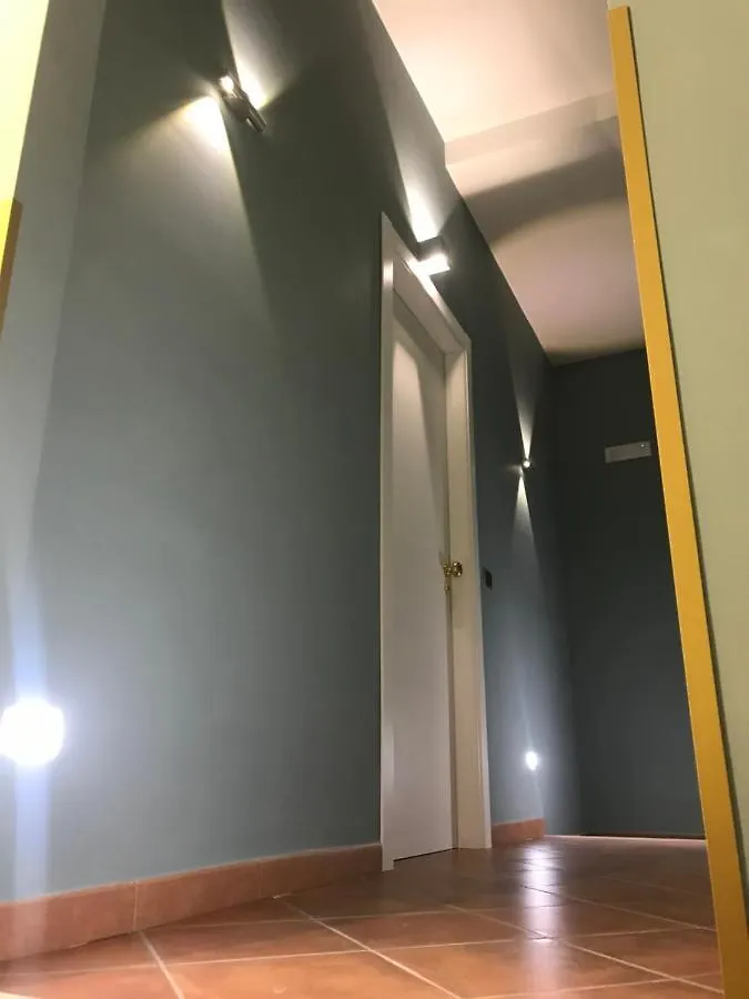 Base Napoli Plebiscito Bed & Breakfast