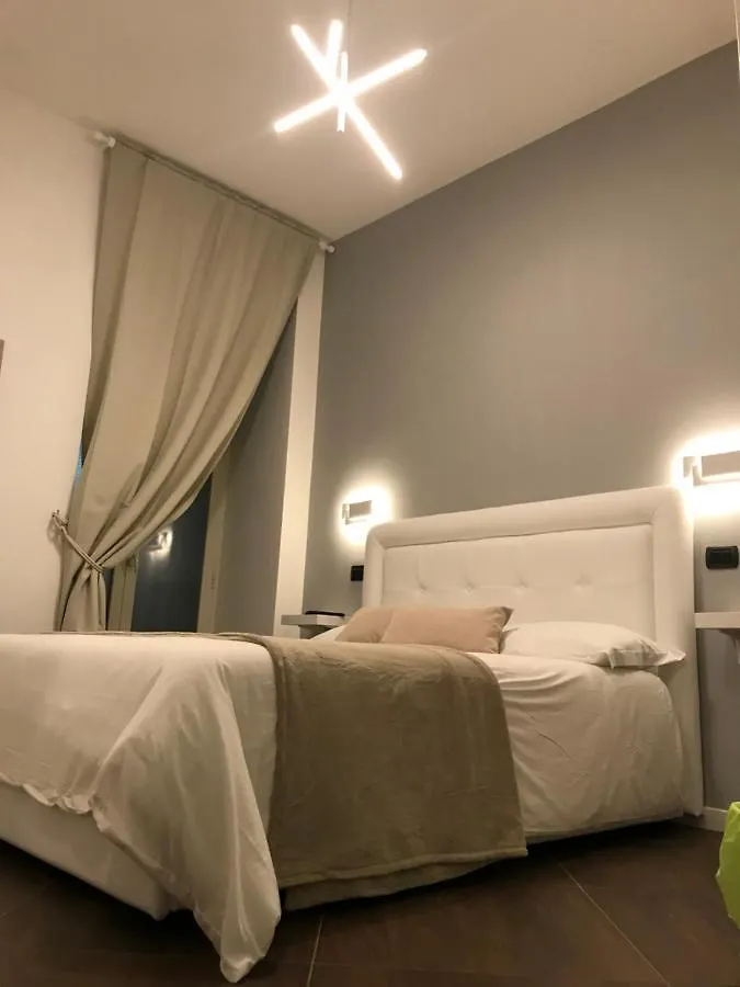 Base Napoli Plebiscito Bed & Breakfast Naples