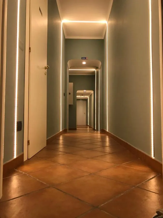Base Napoli Plebiscito Bed & Breakfast Italy