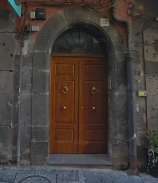 Base Napoli Plebiscito Bed & Breakfast Italy