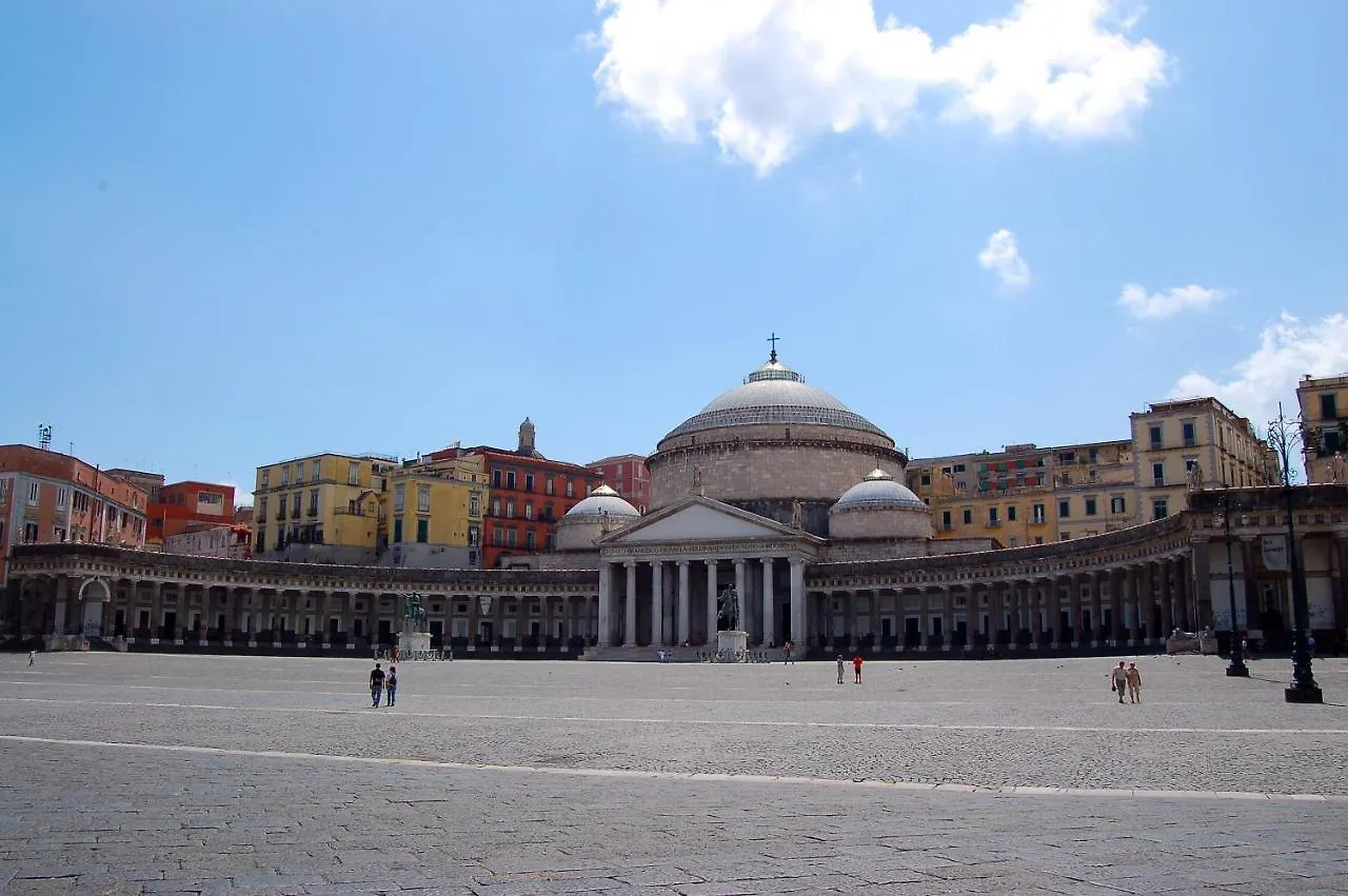 Base Napoli Plebiscito Bed & Breakfast Italy